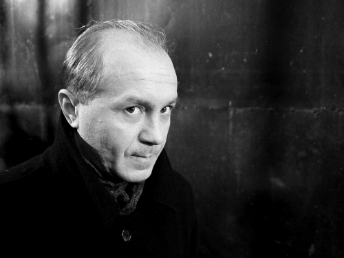 Андрей Панин