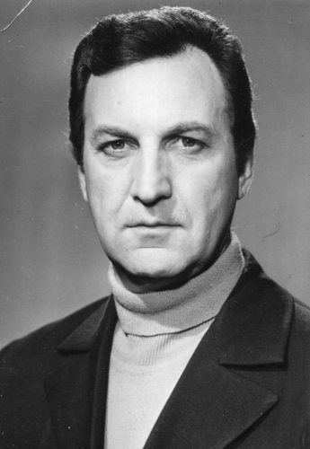 Лев Поляков