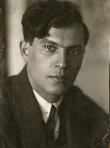 Лев Шварц