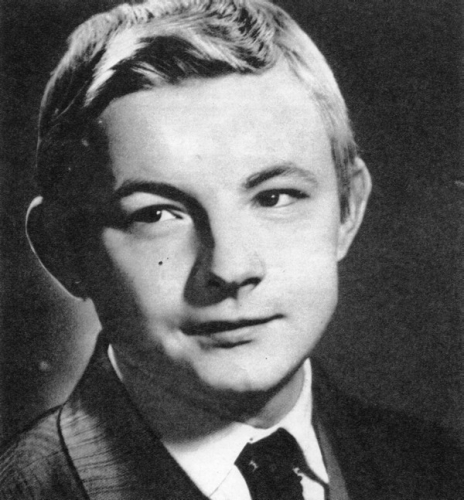 Михаил Кононов