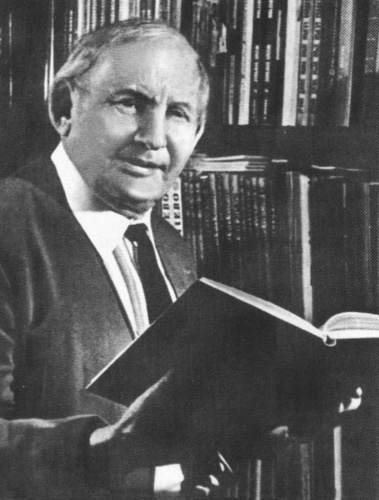 Александр Волков