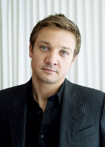 Джереми Реннер