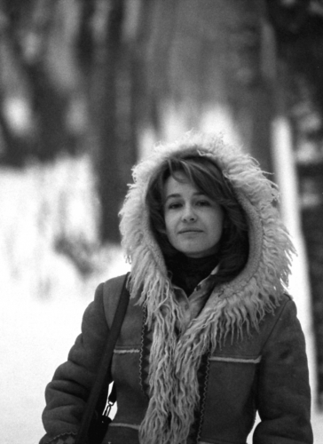 Марина Неёлова