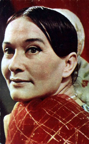 Нина Алисова