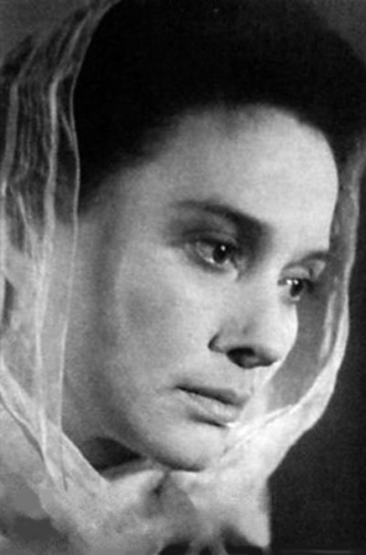 Нина Алисова