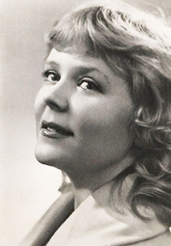 Роза Макагонова