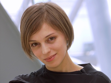 Нелли Уварова