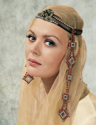 Юлия Меньшова