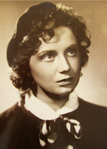 Елена Добронравова