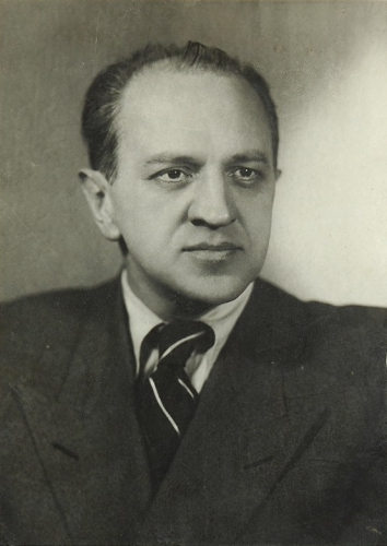 Михаил Астангов