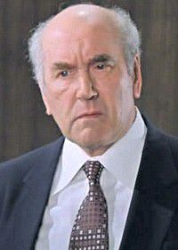 Юрий Леонидов