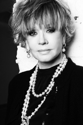 Вера Алентова