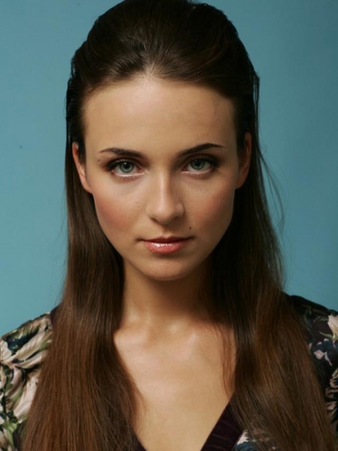 Анна Снаткина