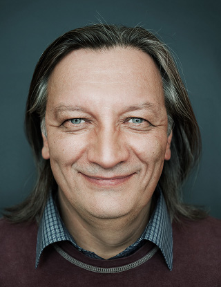 Александр Велединский