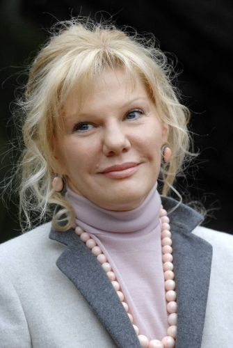 Александра Захарова