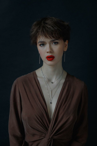 Анна Богомолова