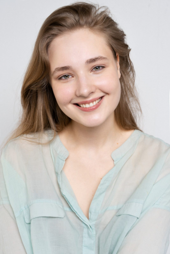 Анна Золотухина